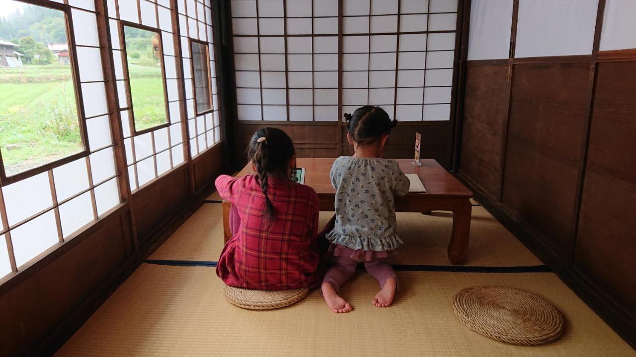 むかしの暮らし体験 1日二組 古民家の宿 みのり家 Takayama  Ngoại thất bức ảnh