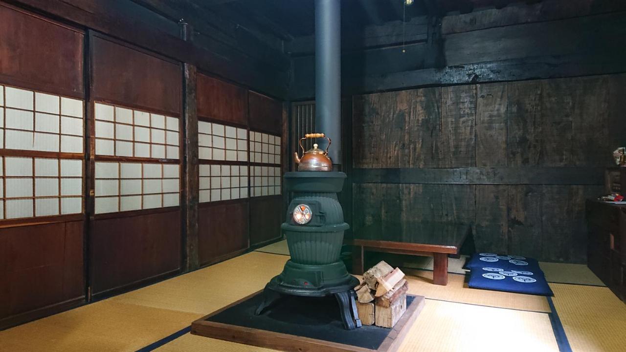 むかしの暮らし体験 1日二組 古民家の宿 みのり家 Takayama  Ngoại thất bức ảnh